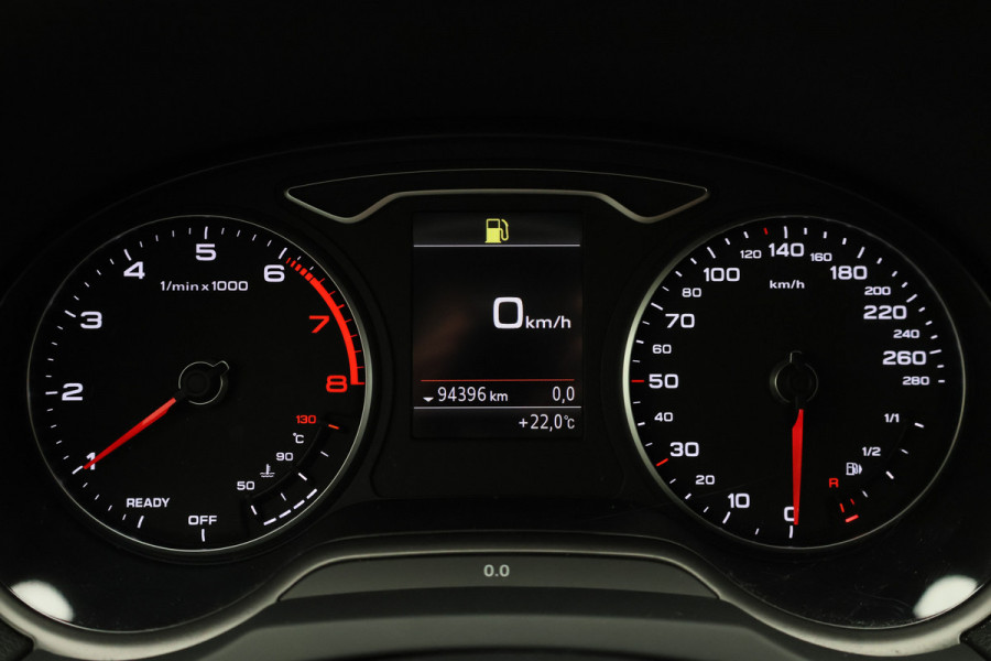 Audi A3 Limousine 30 TFSI Pro Line Leer, Airco, Bi-Xenon, Cruise, Navigatie, Bluetooth, PDC, 18''