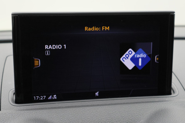 Audi A3 Limousine 30 TFSI Pro Line Leer, Airco, Bi-Xenon, Cruise, Navigatie, Bluetooth, PDC, 18''