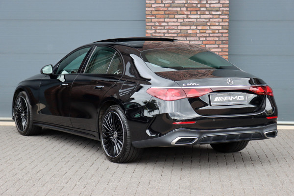 Mercedes-Benz E-Klasse 300 e AMG Line | Hyperscreen | Distronic+ | Massage | Zonnerollo's | Trekhaak | Soft-Close | Vlakkenverwarming | Stoelventilatie | HUD | Digital Light | Surround Camera |