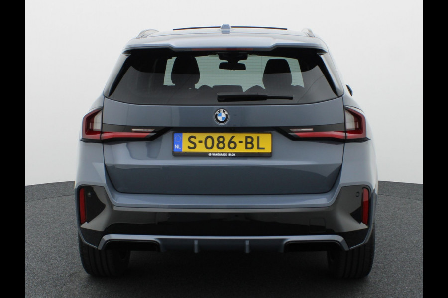 BMW X1 sDrive18i | M-Sport | Pano | Memory | 360 Camera | Head Up | Keyless | Harman/ Kardon | Prijs Rijklaar !!