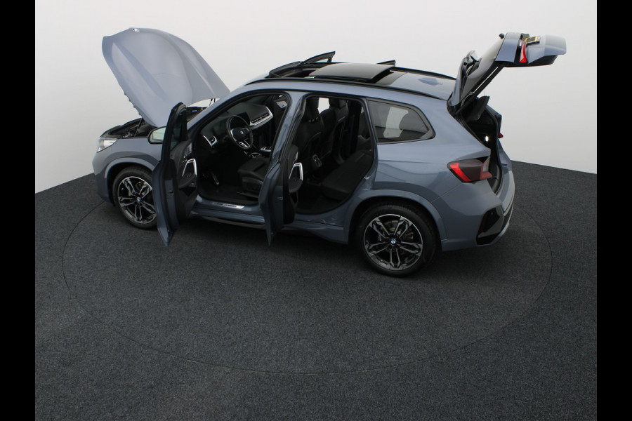 BMW X1 sDrive18i | M-Sport | Pano | Memory | 360 Camera | Head Up | Keyless | Harman/ Kardon | Prijs Rijklaar !!