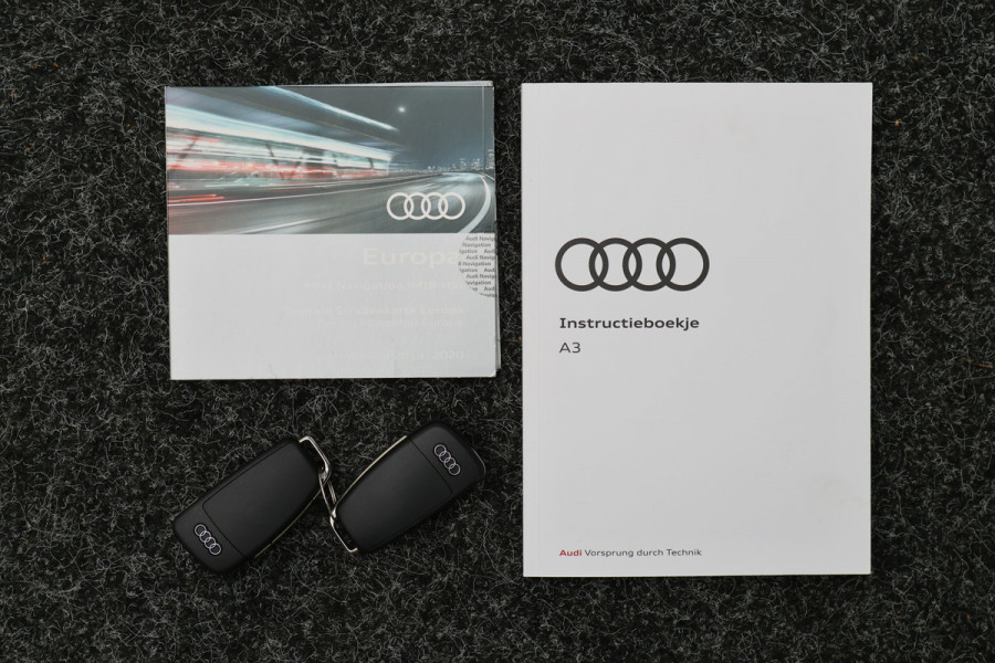 Audi A3 Limousine 30 TFSI Pro Line Leer, Airco, Bi-Xenon, Cruise, Navigatie, Bluetooth, PDC, 18''