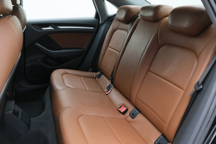 Audi A3 Limousine 30 TFSI Pro Line Leer, Airco, Bi-Xenon, Cruise, Navigatie, Bluetooth, PDC, 18''