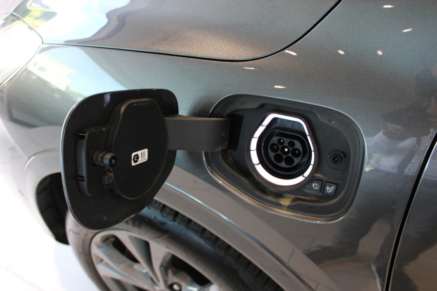 Ford Kuga 2.5 PHEV ST-Line X | Elek. Trekhaak | Adaptieve cruise | Head up | BLIS