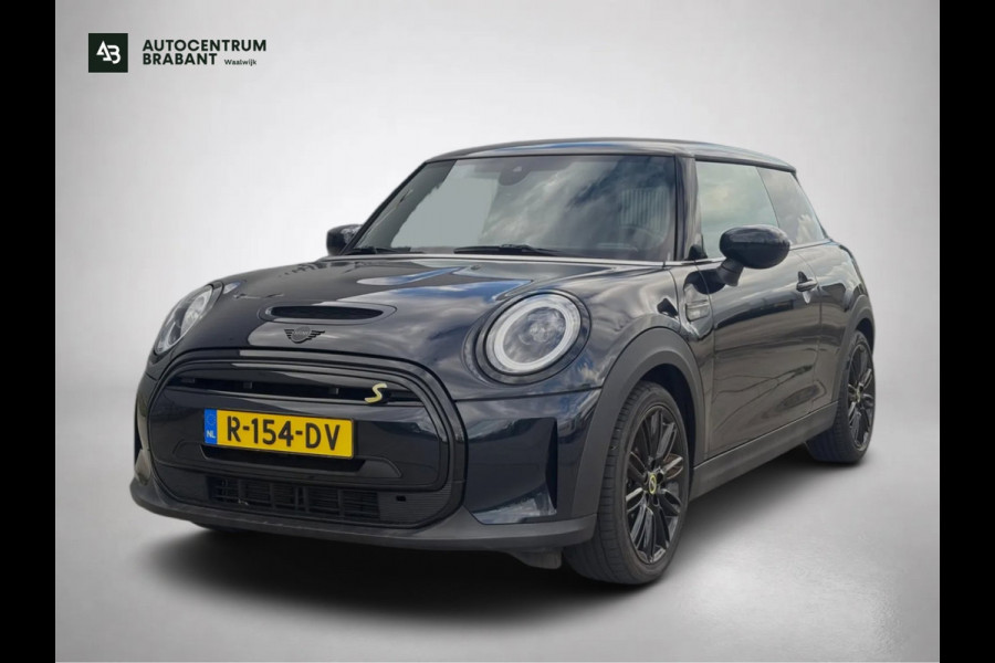 MINI Electric Camden Edition 33 kWh (NL-auto, 1e Eig, Dealer OndH, Carplay, StoelV, PDC, Navi, Climate Con, Cruise Con, Etc)