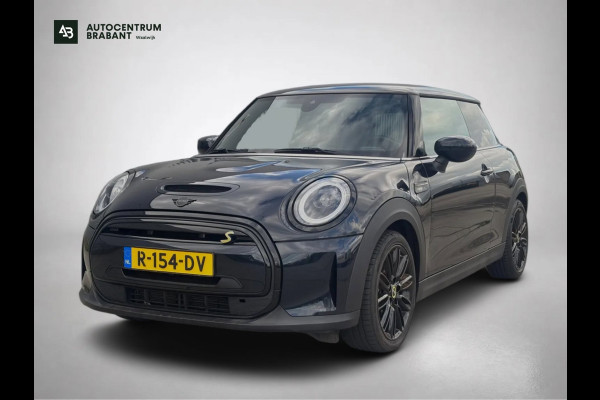MINI Electric Camden Edition 33 kWh (NL-auto, 1e Eig, Dealer OndH, Carplay, StoelV, PDC, Navi, Climate Con, Cruise Con, Etc)