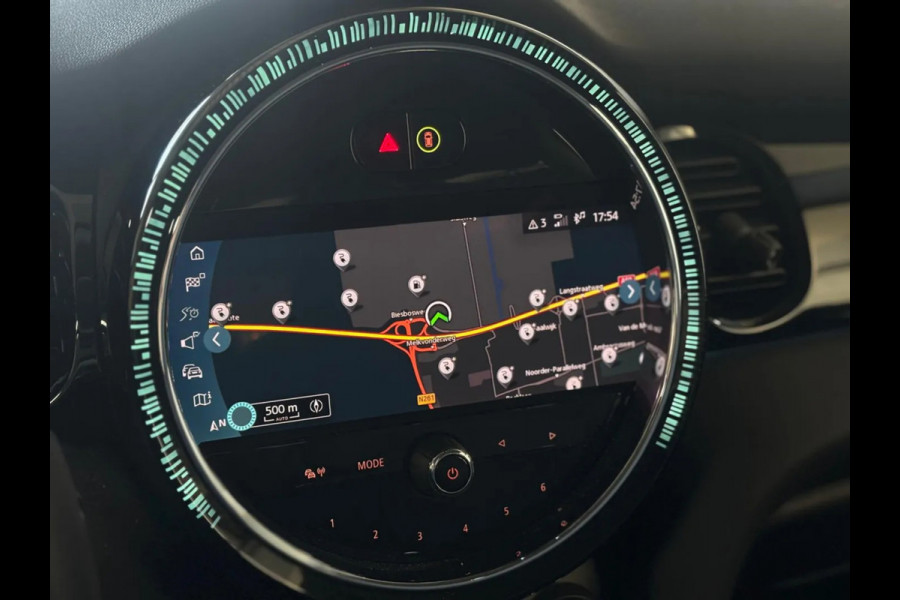 MINI Electric Camden Edition 33 kWh (NL-auto, 1e Eig, Dealer OndH, Carplay, StoelV, PDC, Navi, Climate Con, Cruise Con, Etc)