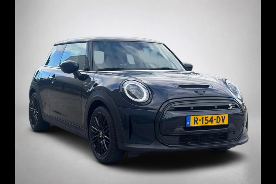 MINI Electric Camden Edition 33 kWh (NL-auto, 1e Eig, Dealer OndH, Carplay, StoelV, PDC, Navi, Climate Con, Cruise Con, Etc)