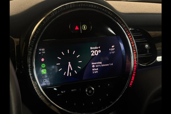 MINI Electric Camden Edition 33 kWh (NL-auto, 1e Eig, Dealer OndH, Carplay, StoelV, PDC, Navi, Climate Con, Cruise Con, Etc)