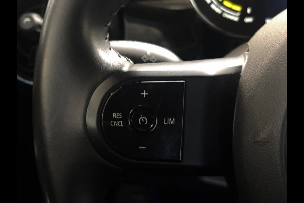 MINI Electric Camden Edition 33 kWh (NL-auto, 1e Eig, Dealer OndH, Carplay, StoelV, PDC, Navi, Climate Con, Cruise Con, Etc)