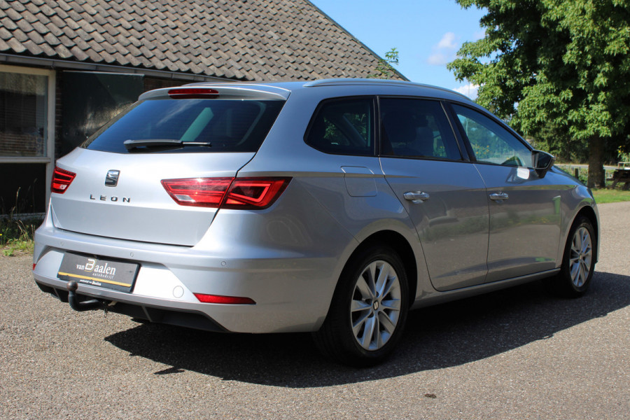 Seat Leon ST 1.2 TSI Style Business NAVI FULL LED CAMERA TREKHAAK 99000KM!!!