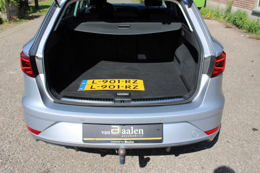 Seat Leon ST 1.2 TSI Style Business NAVI FULL LED CAMERA TREKHAAK 99000KM!!!