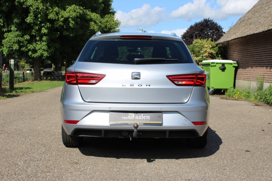 Seat Leon ST 1.2 TSI Style Business NAVI FULL LED CAMERA TREKHAAK 99000KM!!!