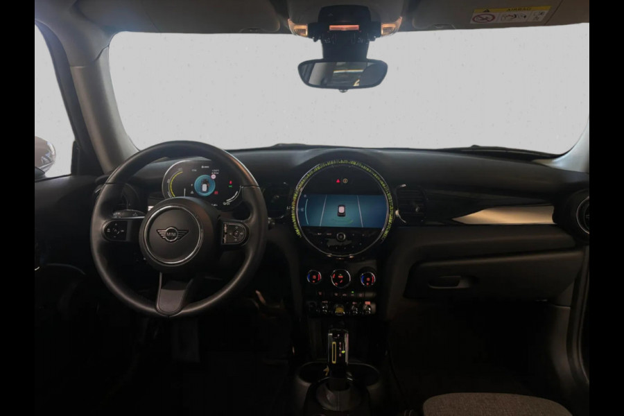 MINI Electric MINI Yours 33 kWh (NL-auto, 1e Eig, BTW, Carplay, Climate Con, Navi, Parkeersensor, Etc)