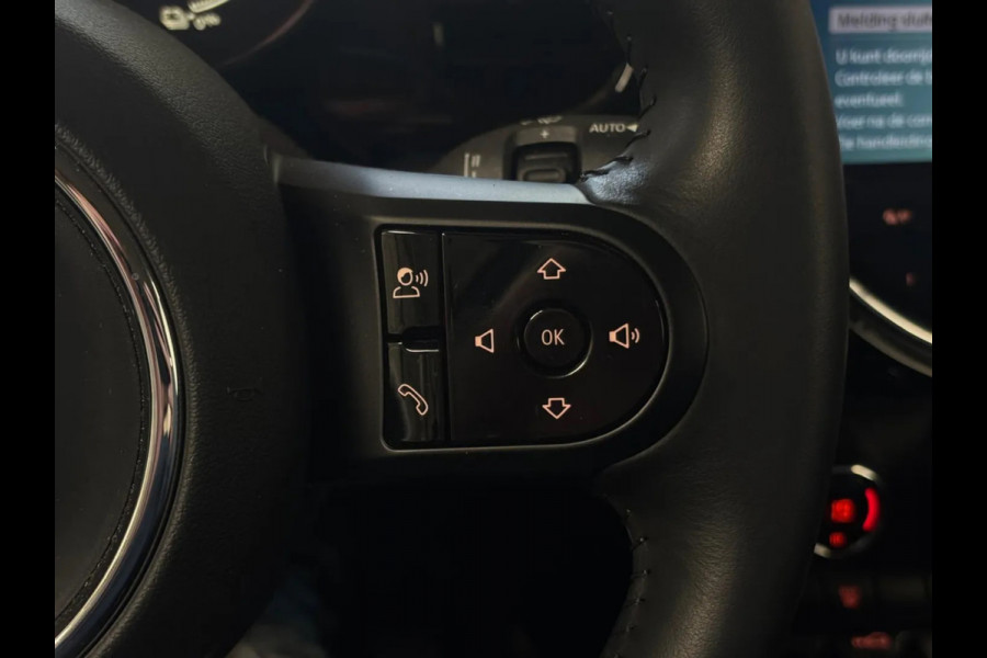 MINI Electric MINI Yours 33 kWh (NL-auto, 1e Eig, BTW, Carplay, Climate Con, Navi, Parkeersensor, Etc)