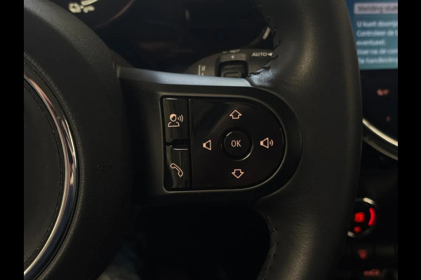 MINI Electric MINI Yours 33 kWh (NL-auto, 1e Eig, BTW, Carplay, Climate Con, Navi, Parkeersensor, Etc)