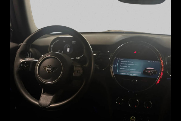 MINI Electric MINI Yours 33 kWh (NL-auto, 1e Eig, BTW, Carplay, Climate Con, Navi, Parkeersensor, Etc)