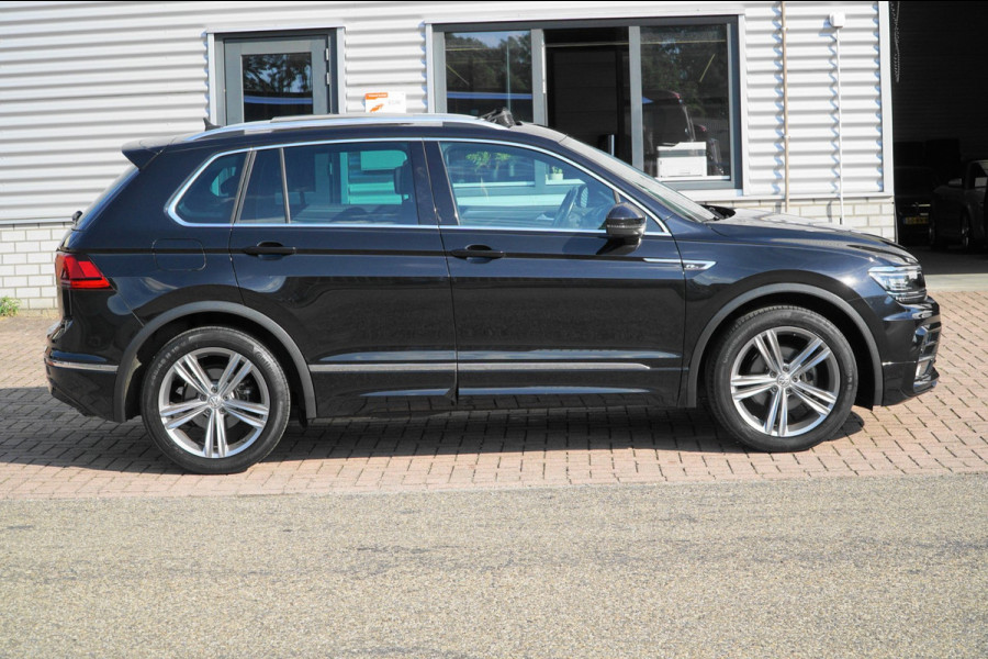 Volkswagen Tiguan 1.5 TSI 1STE EIGENAAR R-LINE PANO