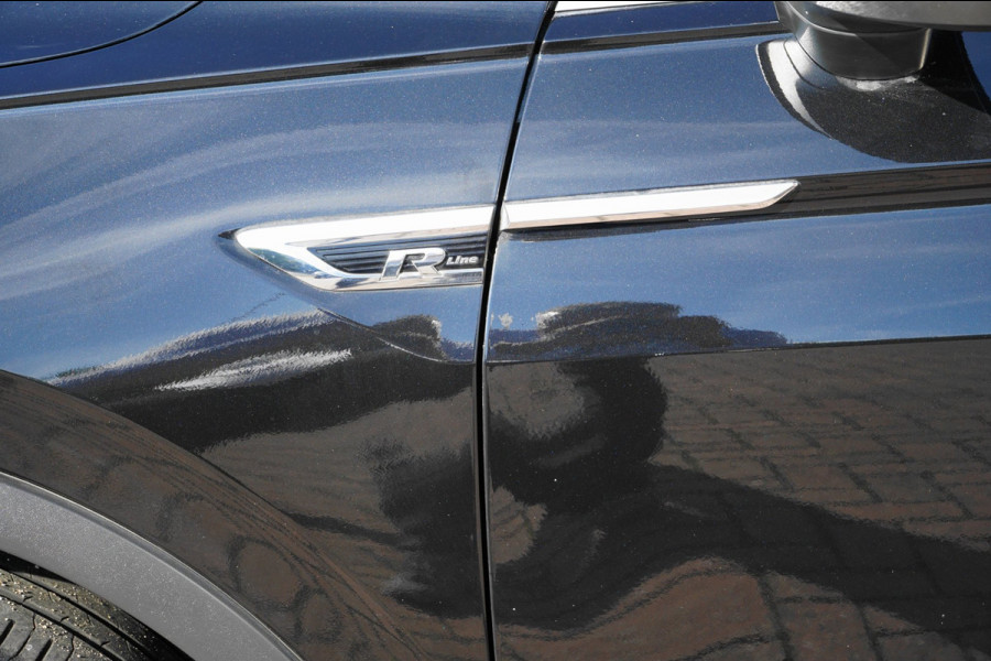 Volkswagen Tiguan 1.5 TSI 1STE EIGENAAR R-LINE PANO