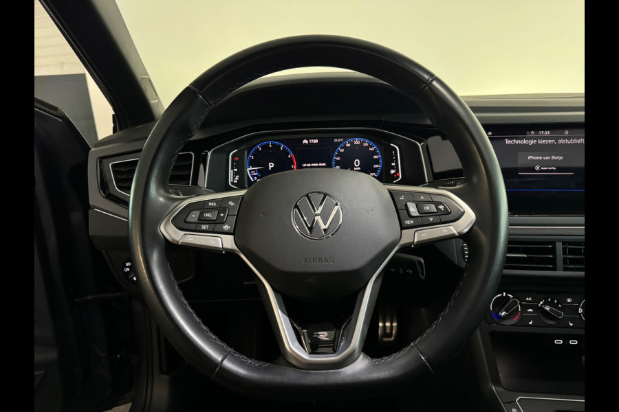 Volkswagen Polo 1.0 TSI R-Line Pano|Stoelverwarming|Lane Assist|Alcantara|IQ