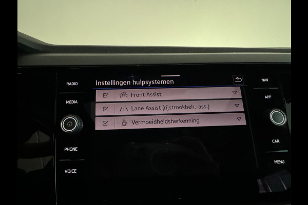 Volkswagen Polo 1.0 TSI R-Line Pano|Stoelverwarming|Lane Assist|Alcantara|IQ