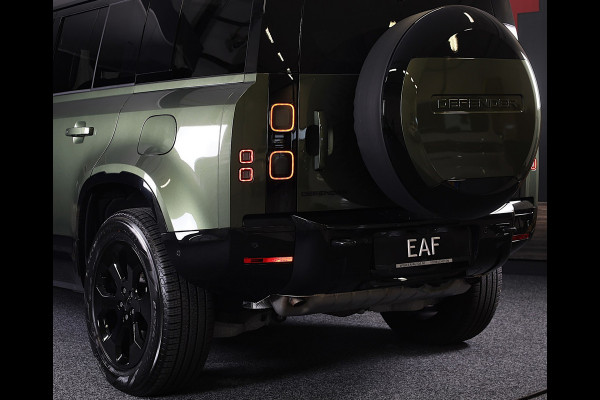 Land Rover Defender 110 2.0 P300e 110 X-Dynamic SE / FACELIFT / Head Up / Memory / Elek Stoelen / Acc / 360 Camera / Open Pano