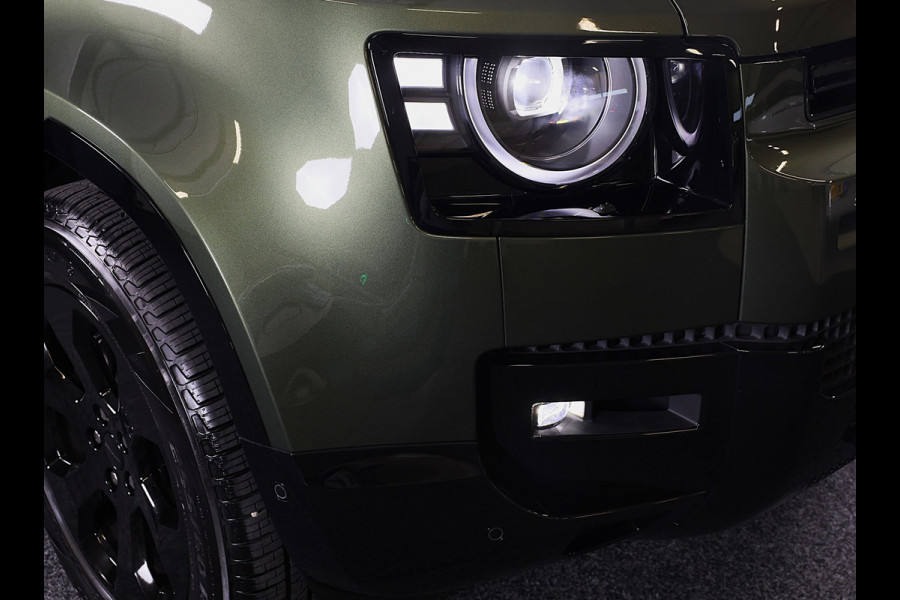 Land Rover Defender 110 2.0 P300e 110 X-Dynamic SE / FACELIFT / Head Up / Memory / Elek Stoelen / Acc / 360 Camera / Open Pano