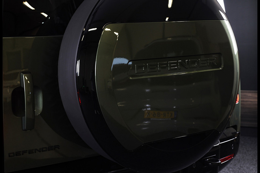 Land Rover Defender 110 2.0 P300e 110 X-Dynamic SE / FACELIFT / Head Up / Memory / Elek Stoelen / Acc / 360 Camera / Open Pano