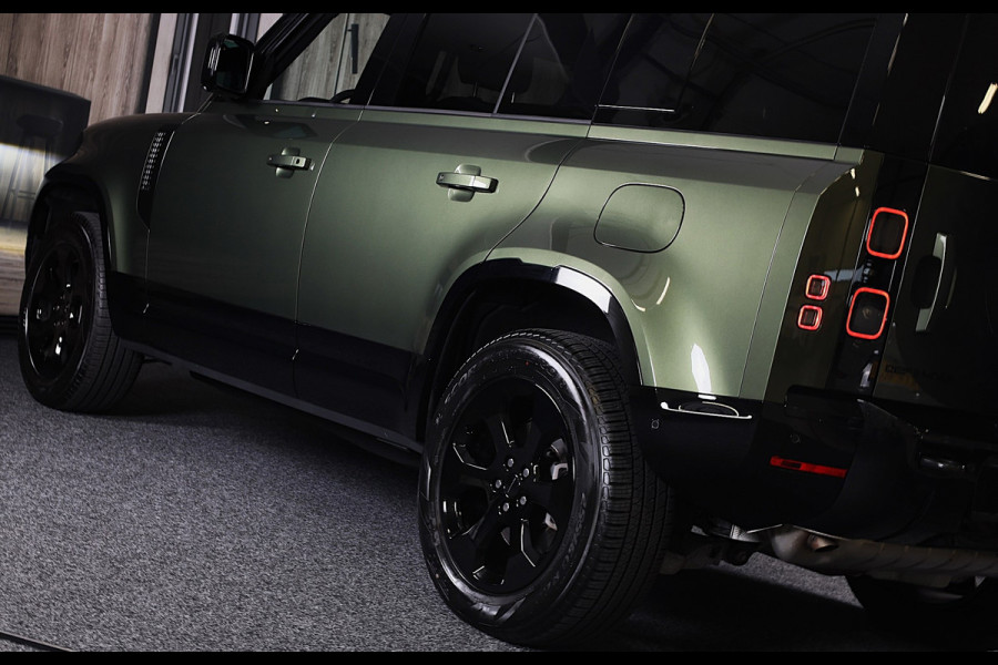 Land Rover Defender 110 2.0 P300e 110 X-Dynamic SE / FACELIFT / Head Up / Memory / Elek Stoelen / Acc / 360 Camera / Open Pano
