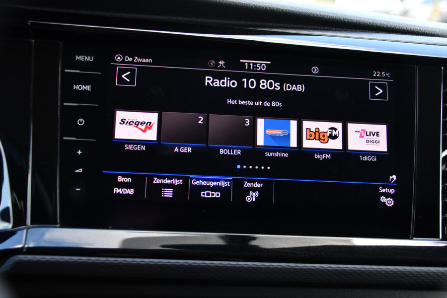 Volkswagen Transporter 2.0 TDI L2H1 30 Bulli Black Edition Virtual, Adaptieve Cruise, Camera, LED, Stoelverwarming, Trekhaak, Automaat, Multimedia, 150pk, Uniek!