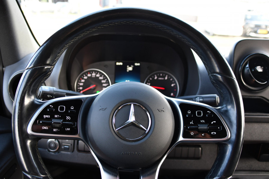 Mercedes-Benz Sprinter 317 1.9 CDI L2H2 RWD Black Edition Camera, Cruise, Carplay, LED, Automaat, Mbux, 170pk, Trekhaak, Uniek!