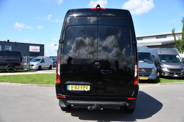 Mercedes-Benz Sprinter 317 1.9 CDI L2H2 RWD Black Edition Camera, Cruise, Carplay, LED, Automaat, Mbux, 170pk, Trekhaak, Uniek!