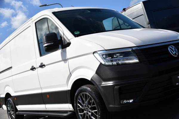 Volkswagen Crafter 35 2.0 TDI L3H2 PB Edition Camera, Cruise, Carplay, LED, Stoelverwarming, Clima, Multimedia, 177pk, Automaat, Uniek!