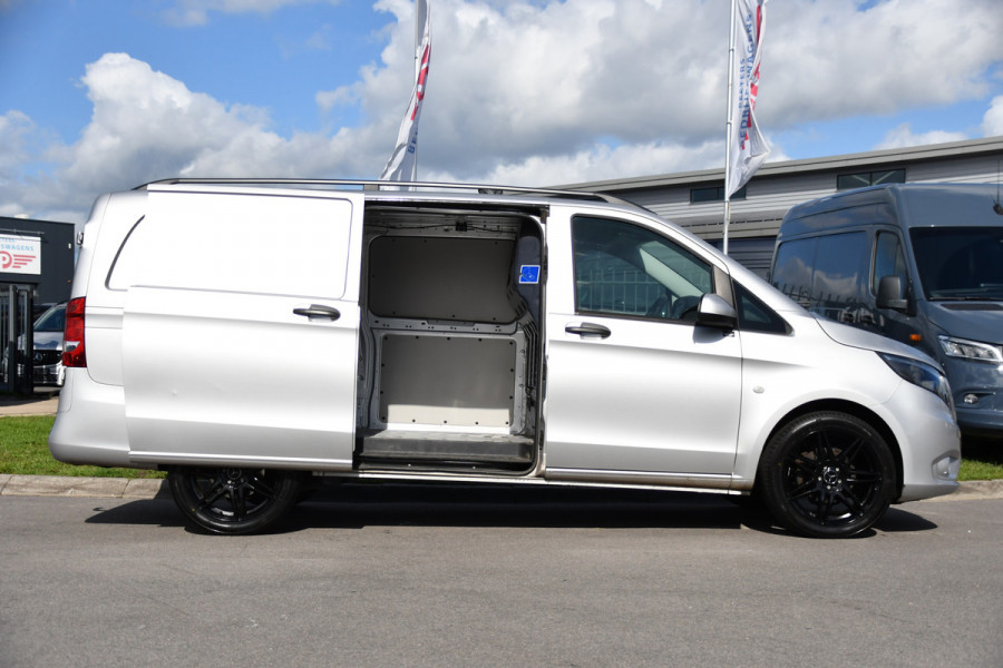 Mercedes-Benz Vito 114 CDI L2 PB Edition Camera, Cruise, Carplay, Multimedia, Automaat, Trekhaak, 136pk, Sensoren, Uniek!