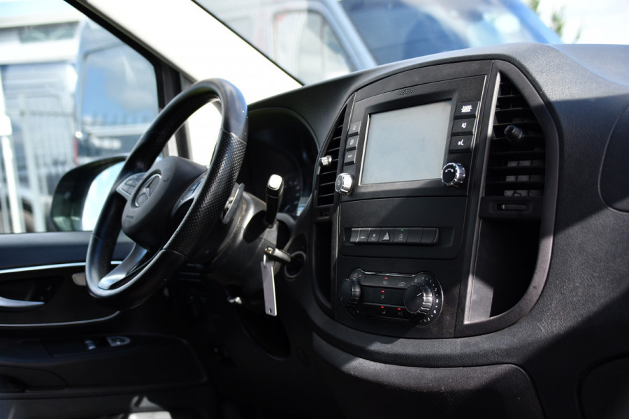 Mercedes-Benz Vito 114 CDI L2 PB Edition Camera, Cruise, Carplay, Multimedia, Automaat, Trekhaak, 136pk, Sensoren, Uniek!