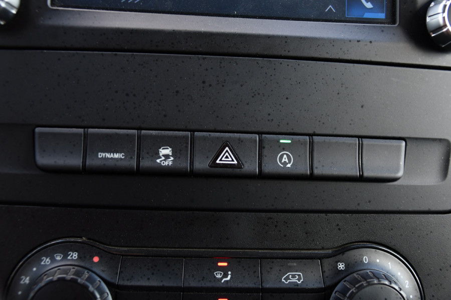Mercedes-Benz Vito 114 CDI L2 PB Edition Camera, Cruise, Carplay, Multimedia, Automaat, Trekhaak, 136pk, Sensoren, Uniek!