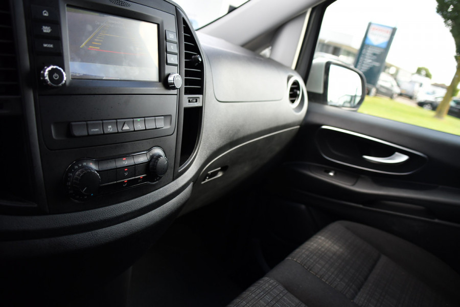 Mercedes-Benz Vito 114 CDI L2 PB Edition Camera, Cruise, Carplay, Multimedia, Automaat, Trekhaak, 136pk, Sensoren, Uniek!