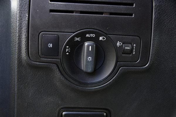 Mercedes-Benz Vito 114 CDI L2 PB Edition Camera, Cruise, Carplay, Multimedia, Automaat, Trekhaak, 136pk, Sensoren, Uniek!