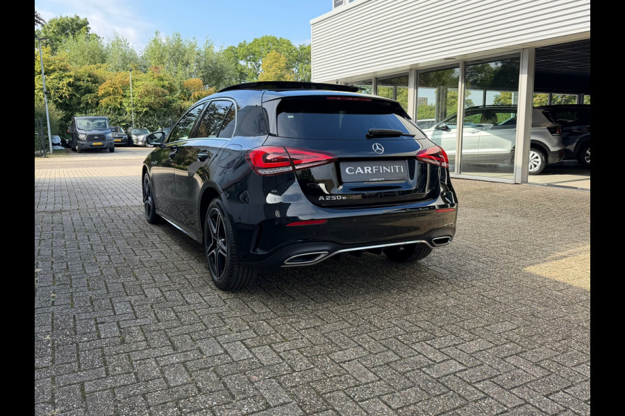 Mercedes-Benz A-Klasse 250 e Business Solution AMG | Navi |Panoramadak | Sfeerverlichting Cruise | Clima | Camera | Leder | 18".