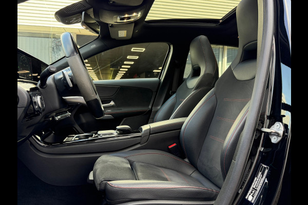 Mercedes-Benz A-Klasse 250 e Business Solution AMG | Navi |Panoramadak | Sfeerverlichting Cruise | Clima | Camera | Leder | 18".