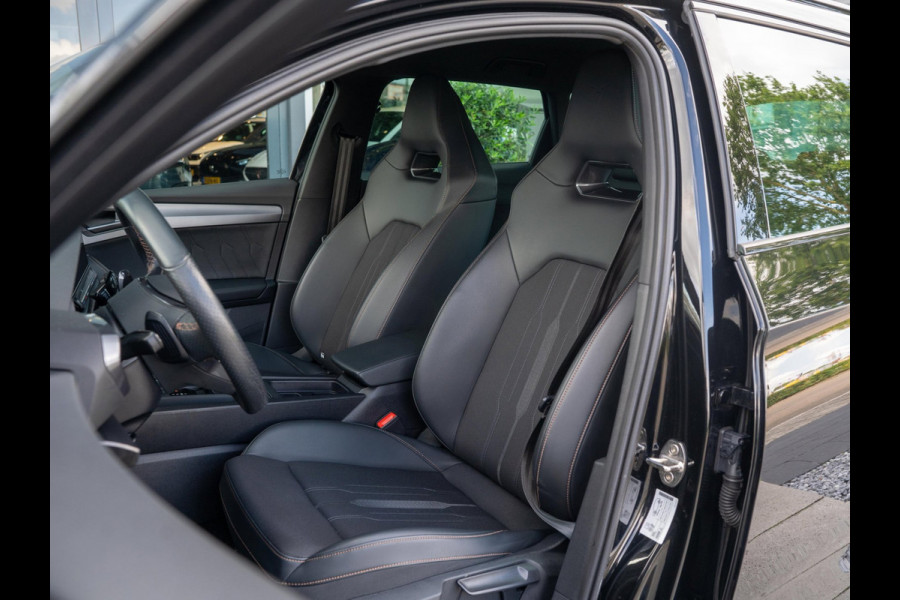 CUPRA Leon Sportstourer 1.4 TSI eHybrid 204pk PHEV Business | Adaptive Cruise | Full Link | Camera