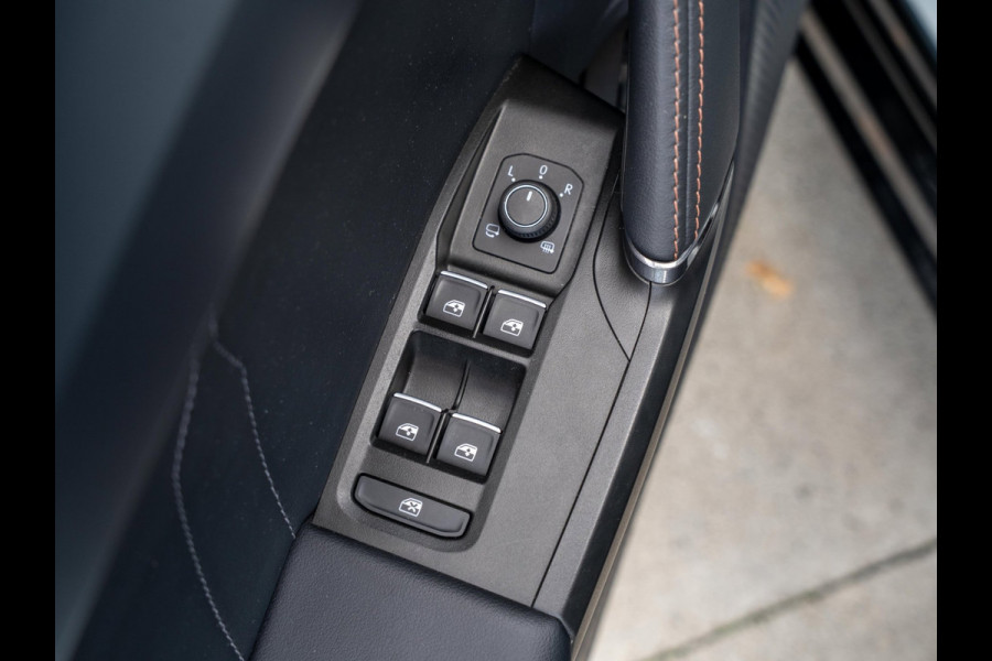 CUPRA Leon Sportstourer 1.4 TSI eHybrid 204pk PHEV Business | Adaptive Cruise | Full Link | Camera