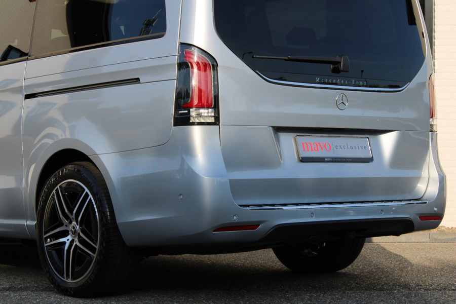 Mercedes-Benz V-Klasse 300d / AMG / DC / 4-Matic / Luchtvering / Pano / Elec Stoel / Burmester / Vol Opties / NIEUWSTAAT.