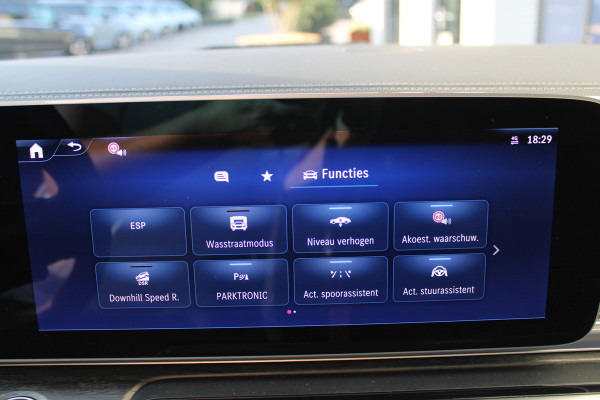 Mercedes-Benz V-Klasse 300d / AMG / DC / 4-Matic / Luchtvering / Pano / Elec Stoel / Burmester / Vol Opties / NIEUWSTAAT.