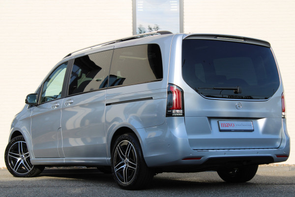 Mercedes-Benz V-Klasse 300d / AMG / DC / 4-Matic / Luchtvering / Pano / Elec Stoel / Burmester / Vol Opties / NIEUWSTAAT.