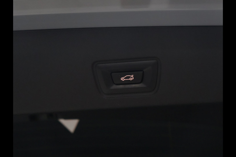 BMW i4 M50 High Executive 84 kWh [TREKHAAK, APPLE CARPLAY, HEAD-UP DISPLAY, STOELVERWARMING, CRUISE CONTROL, CAMERA, PDC V+A, ELEKTRISCHE ACHTERKLEP, NAVIGATIE, LED, LEDER, NIEUWSTAAT]