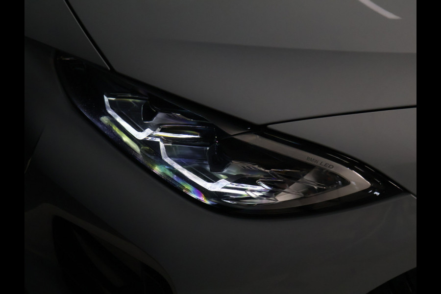 BMW i4 M50 High Executive 84 kWh [TREKHAAK, APPLE CARPLAY, HEAD-UP DISPLAY, STOELVERWARMING, CRUISE CONTROL, CAMERA, PDC V+A, ELEKTRISCHE ACHTERKLEP, NAVIGATIE, LED, LEDER, NIEUWSTAAT]