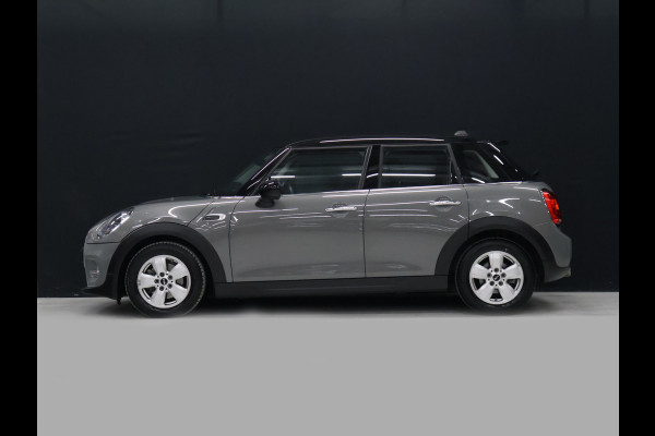 MINI 5-deurs 1.5 Cooper [APPLE CARPLAY, ANDROID, CRUISE CONTROL, LEDEREN STUUR, AIRCO, MULTIFUNCTIONEEL STUUR, NAVIGATIE, NIEUWSTAAT]