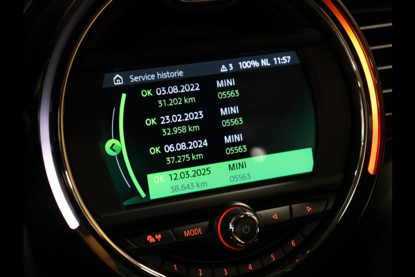 MINI 5-deurs 1.5 Cooper [APPLE CARPLAY, ANDROID, CRUISE CONTROL, LEDEREN STUUR, AIRCO, MULTIFUNCTIONEEL STUUR, NAVIGATIE, NIEUWSTAAT]