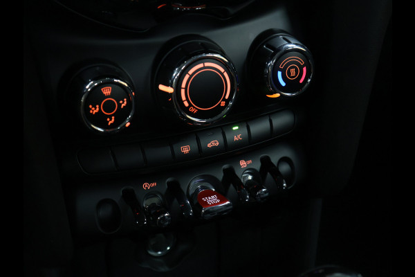 MINI 5-deurs 1.5 Cooper [APPLE CARPLAY, ANDROID, CRUISE CONTROL, LEDEREN STUUR, AIRCO, MULTIFUNCTIONEEL STUUR, NAVIGATIE, NIEUWSTAAT]